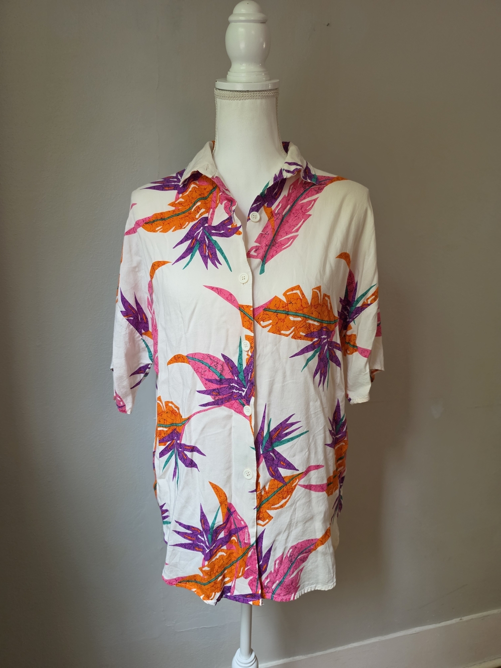Vintage Tropical Print Button-Up Shirt in White, Orange & Purple